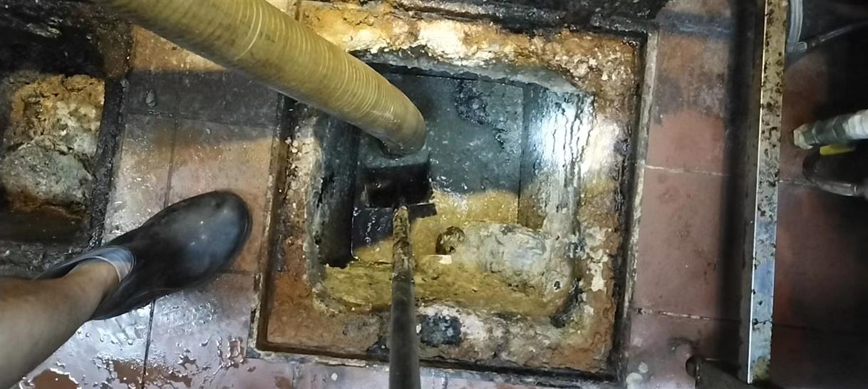平度污水池清理一般都有毒气，怎么预防中毒呢？