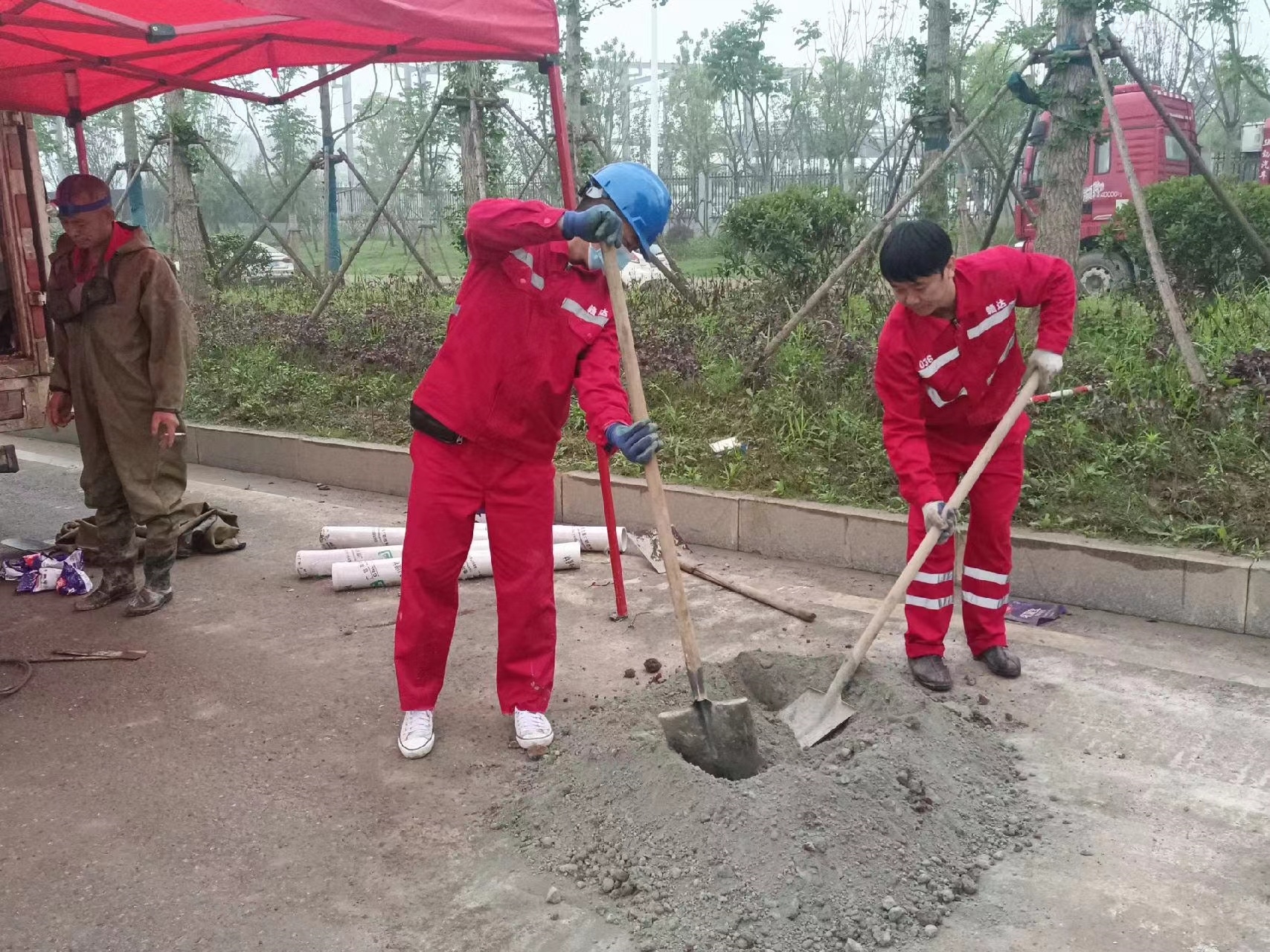 平度管道疏通哪家好】及时进行市政管道清淤